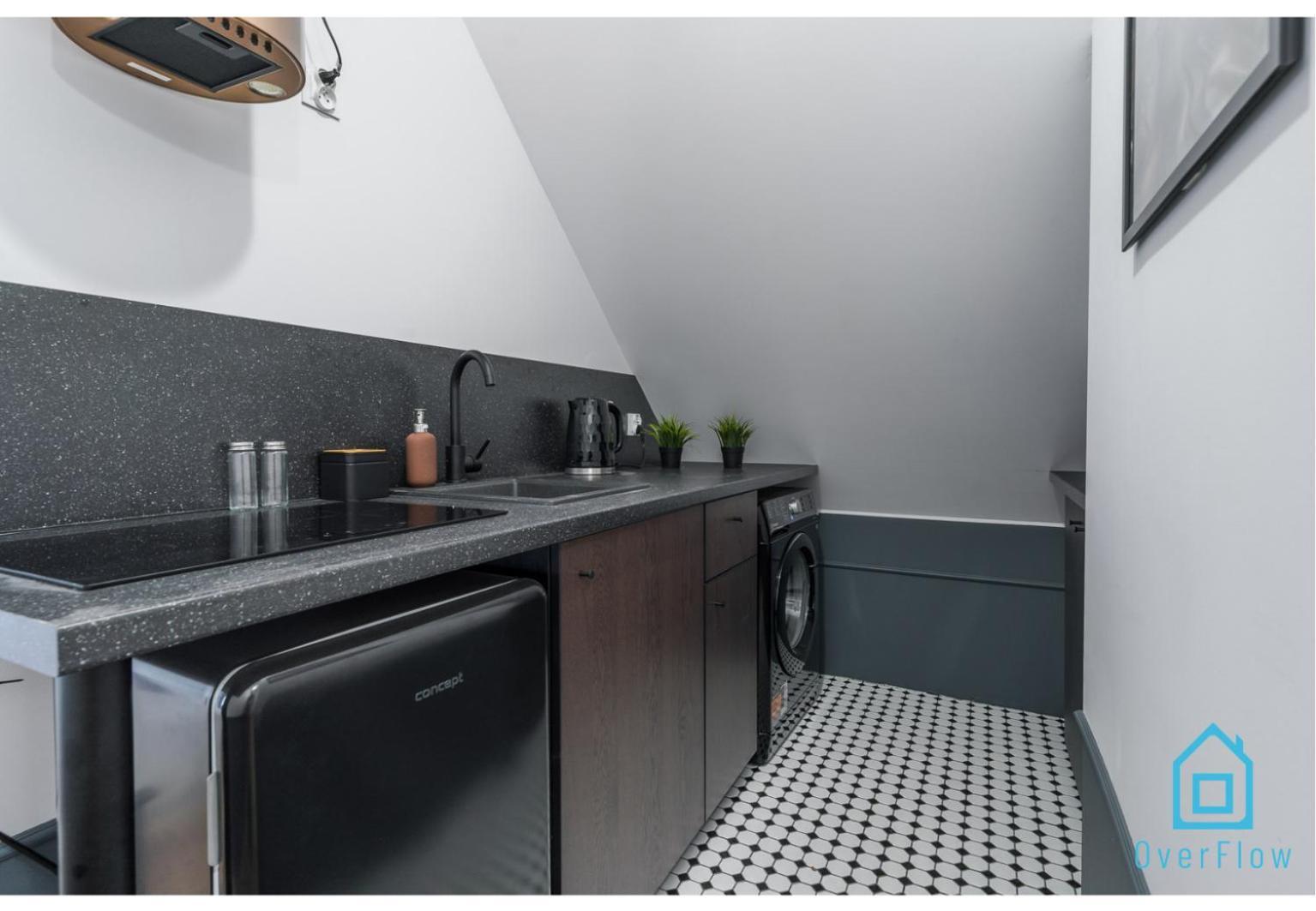 Belle - 5 Minutes To Old Town Homestay Gdansk